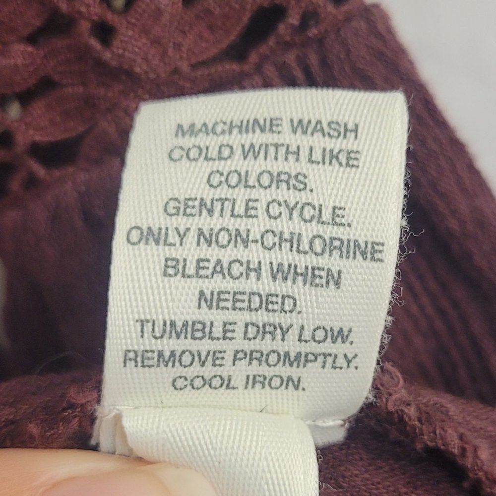 Mudd Burgundy Lace Accent Tie Front Blouse - Picture 9 of 10